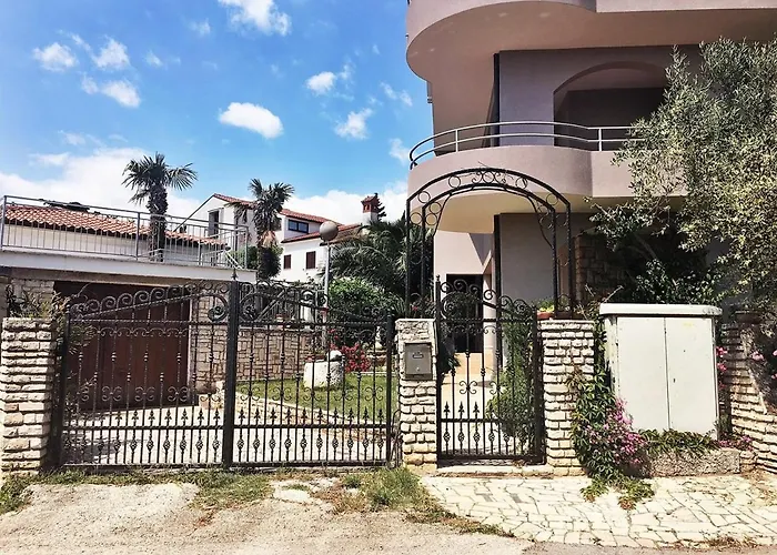 Ondamarina Apartament *